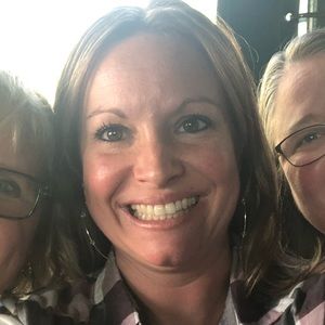 Meet your Posher, Stefanie